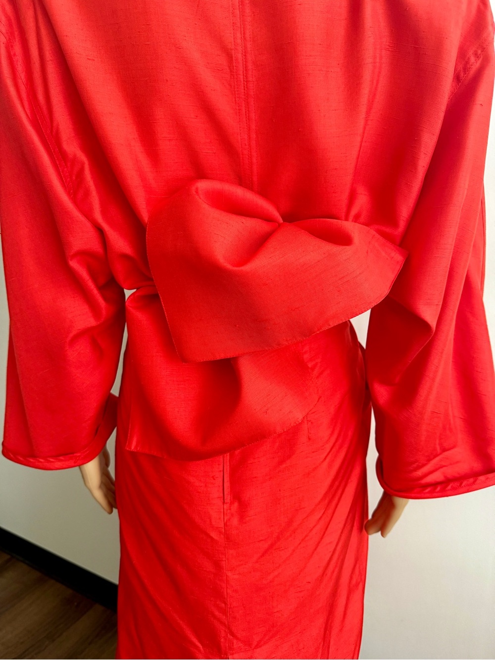 Vintage 80s Gianfranco Ferre Documented Runway Raw Silk Dress With Bow - Picture 5 of 10